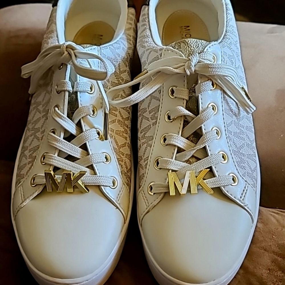 Micheal Kors Shoes